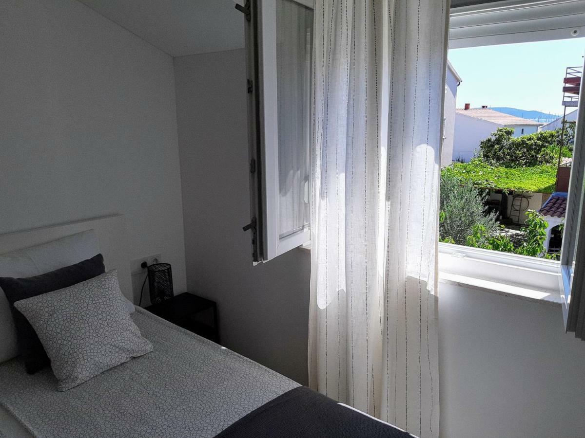 Apartment Pepina Vodice Bagian luar foto